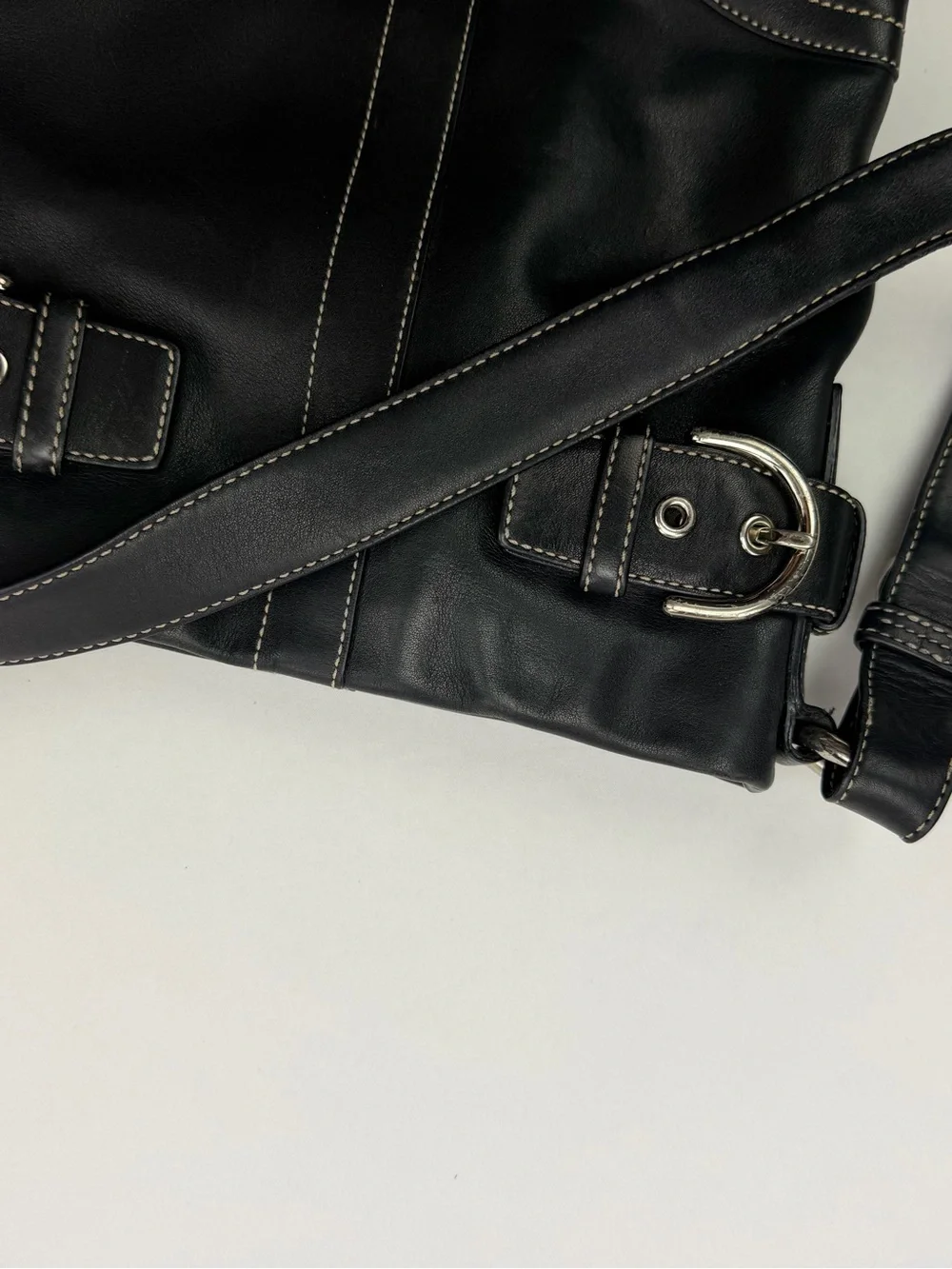 Coach •9 25”